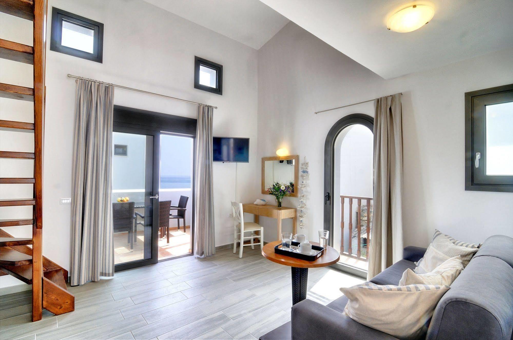 Myrtos Mare Suites Εξωτερικό φωτογραφία