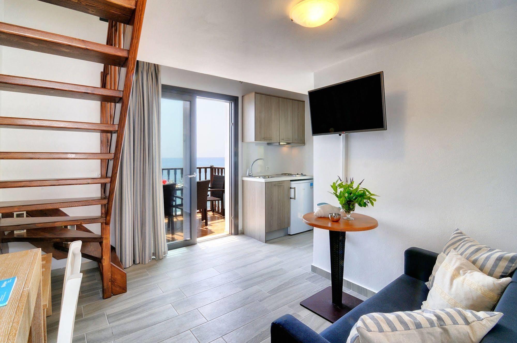 Myrtos Mare Suites Εξωτερικό φωτογραφία